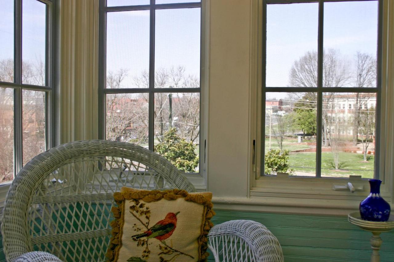 400 West High Inn Σάρλοτσβιλ Εξωτερικό φωτογραφία